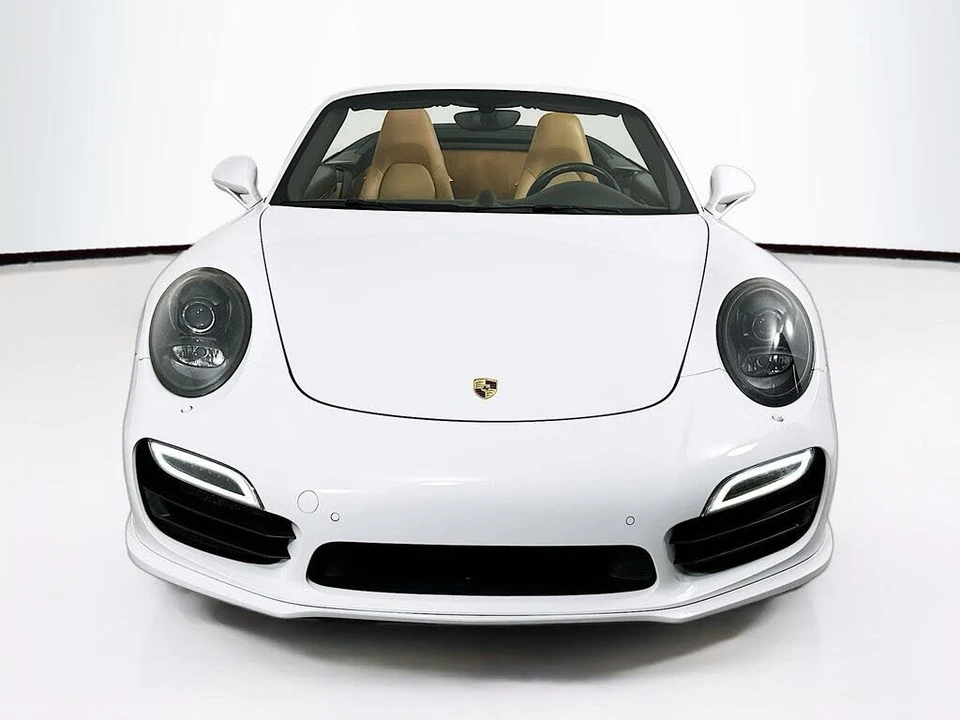 2015 Porsche 991 Turbo - Image 27 of 28