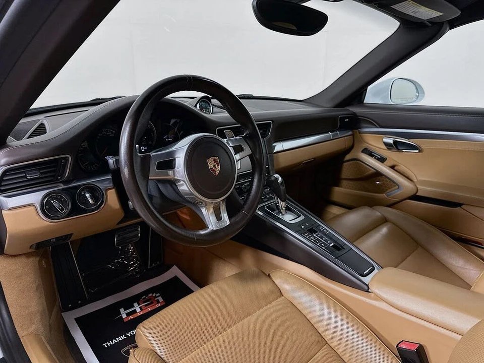 2015 Porsche 991 Turbo - Image 10 of 28
