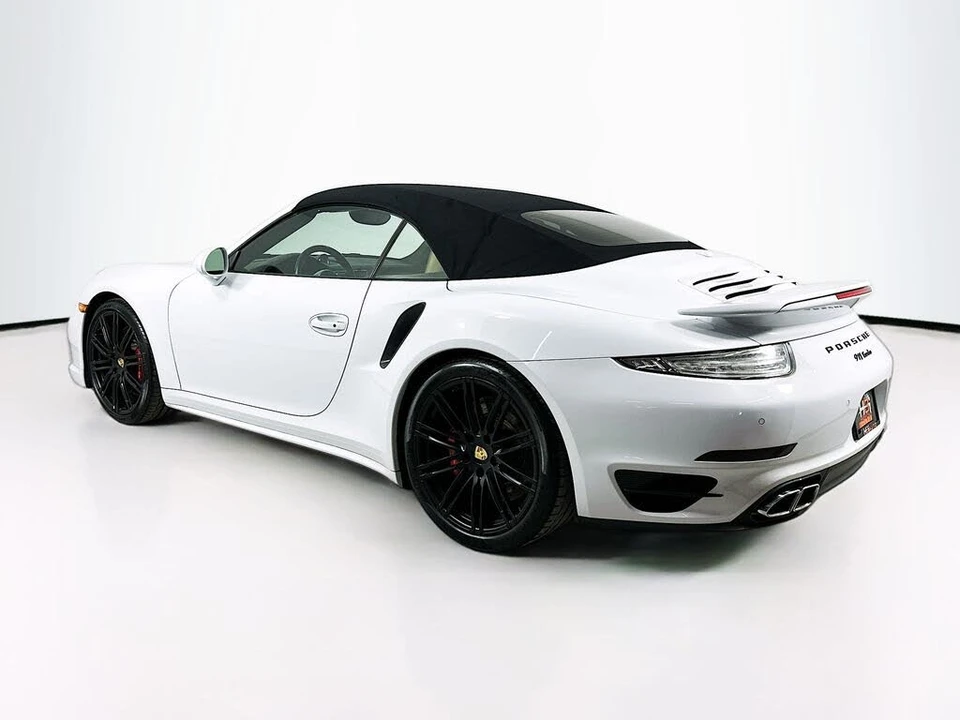 2015 Porsche 991 Turbo - Image 8 of 28