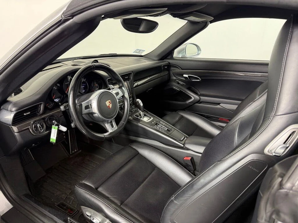 2015 Porsche 991 Turbo - Image 4 of 10