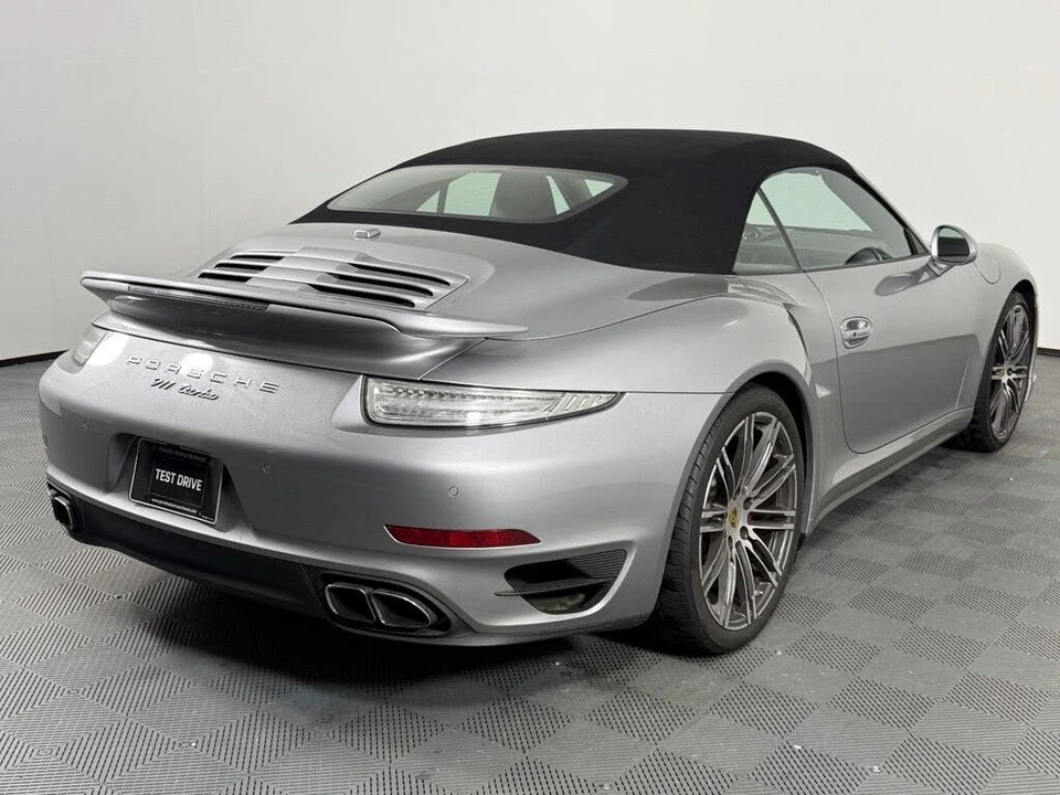 2015 Porsche 991 Turbo - Image 7 of 10