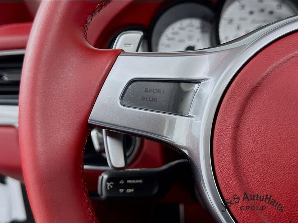2015 Porsche 991 Turbo - Image 13 of 31