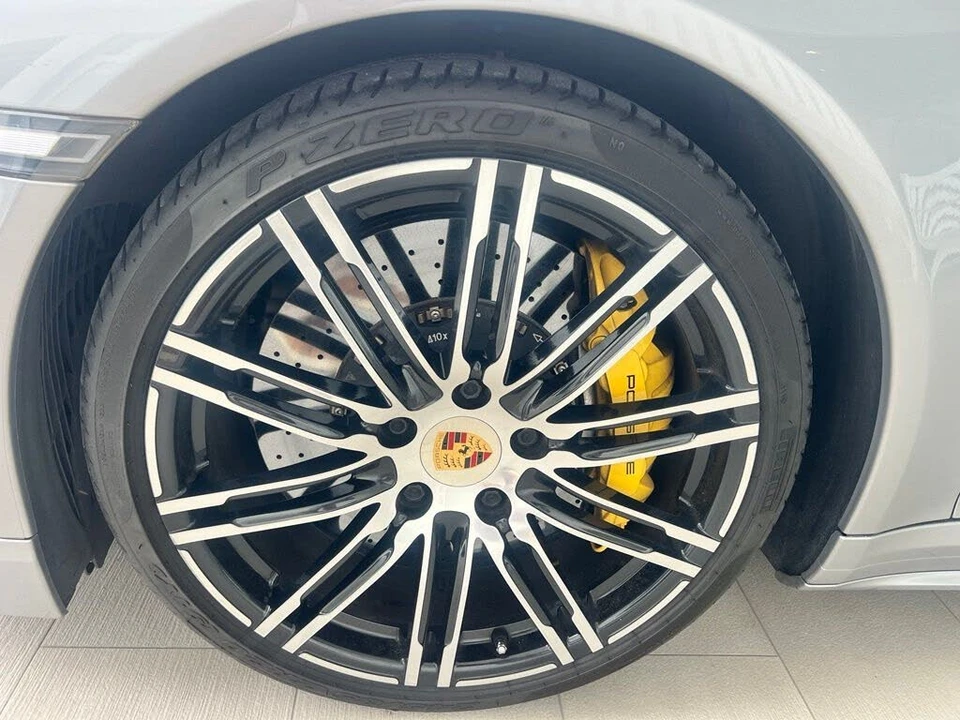 2015 Porsche 991 Turbo - Image 5 of 10
