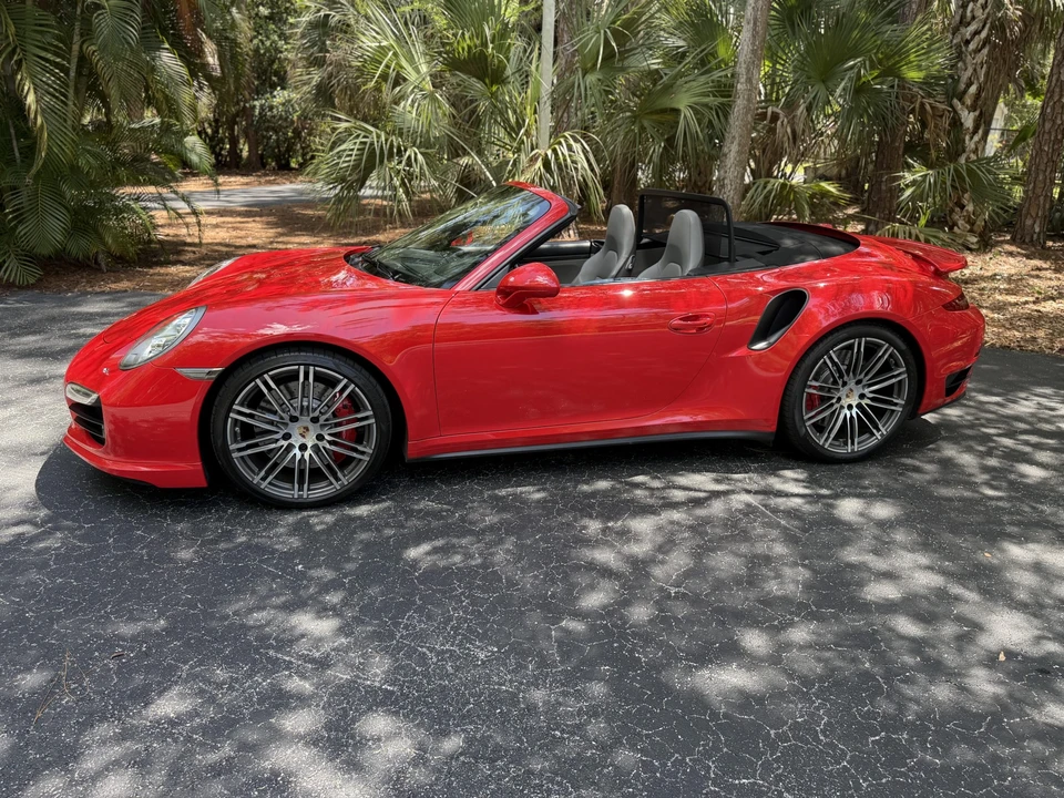 2015 Porsche 991 Turbo - Image 8 of 31