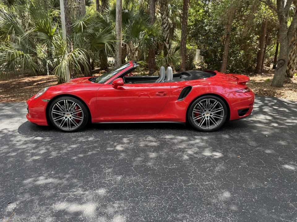 2015 Porsche 991 Turbo - Image 9 of 31