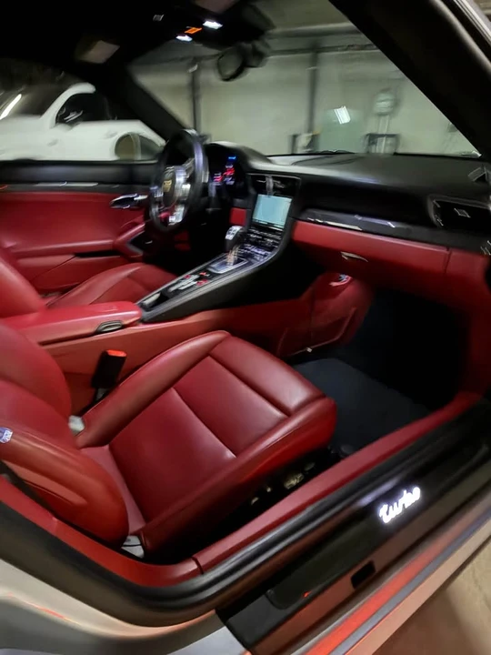 2015 Porsche 991 Turbo - Image 7 of 8