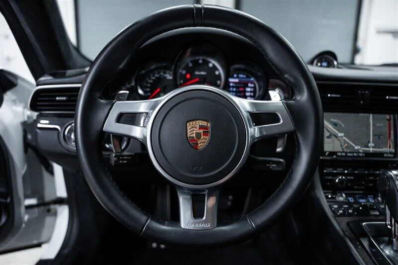 2015 Porsche 991 Turbo - Image 19 of 31