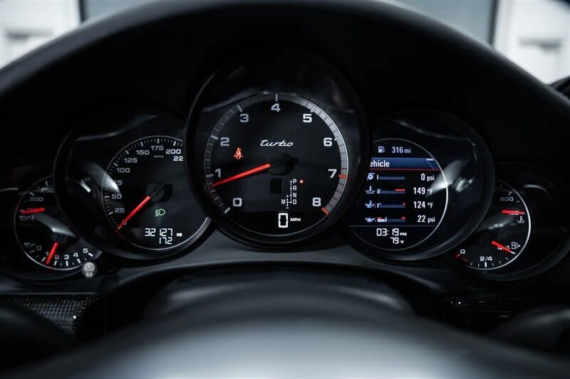 2015 Porsche 991 Turbo - Image 17 of 31