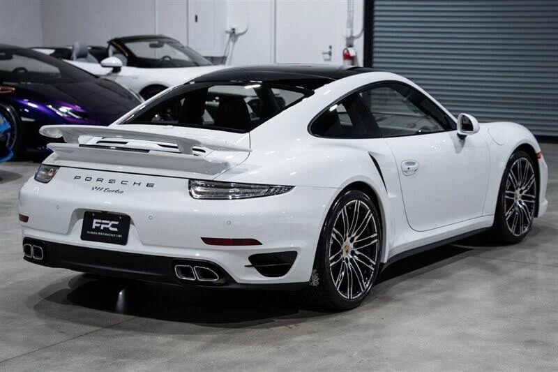 2015 Porsche 991 Turbo - Image 6 of 31