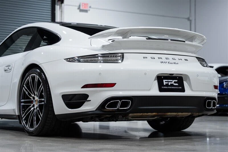 2015 Porsche 991 Turbo - Image 14 of 31