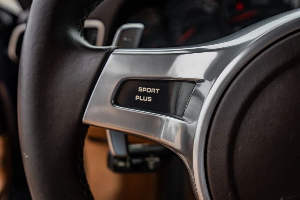 2015 Porsche 991 Turbo - Image 25 of 31