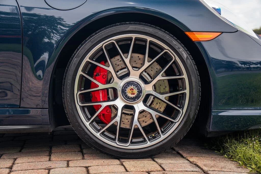 2015 Porsche 991 Turbo - Image 14 of 31