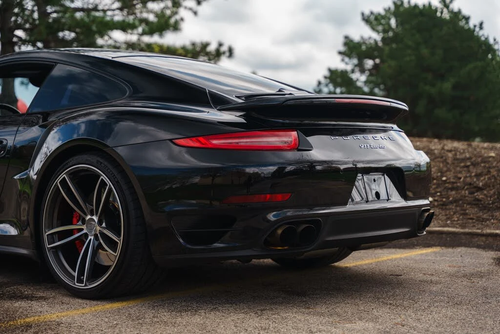 2015 Porsche 991 Turbo - Image 11 of 31