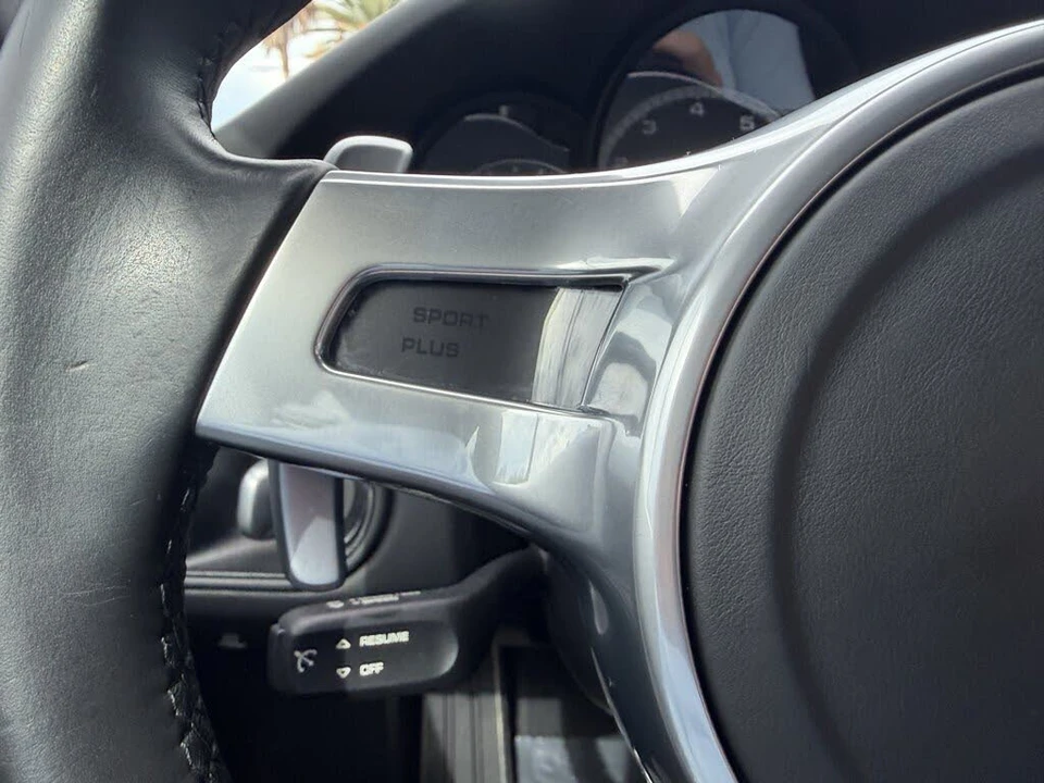 2015 Porsche 991 Turbo - Image 28 of 31