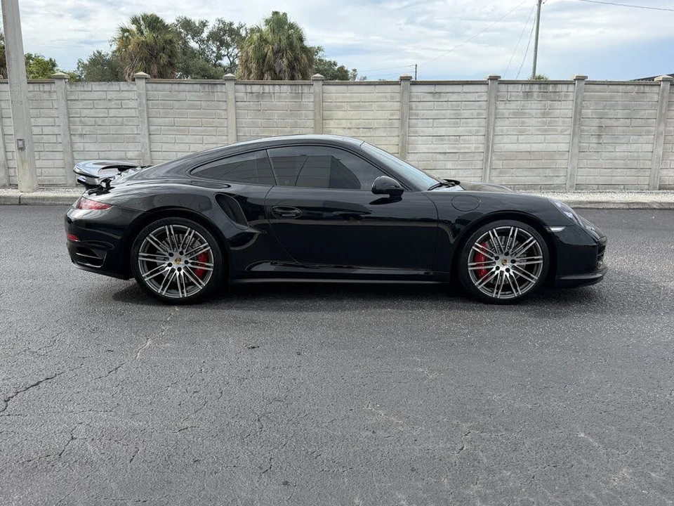 2015 Porsche 991 Turbo - Image 7 of 31