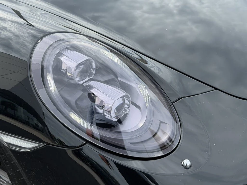 2015 Porsche 991 Turbo - Image 13 of 31