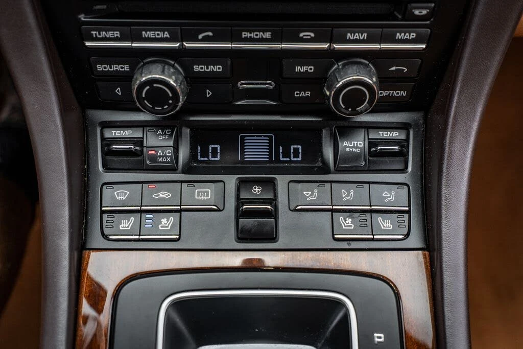 2015 Porsche 991 Turbo - Image 30 of 31