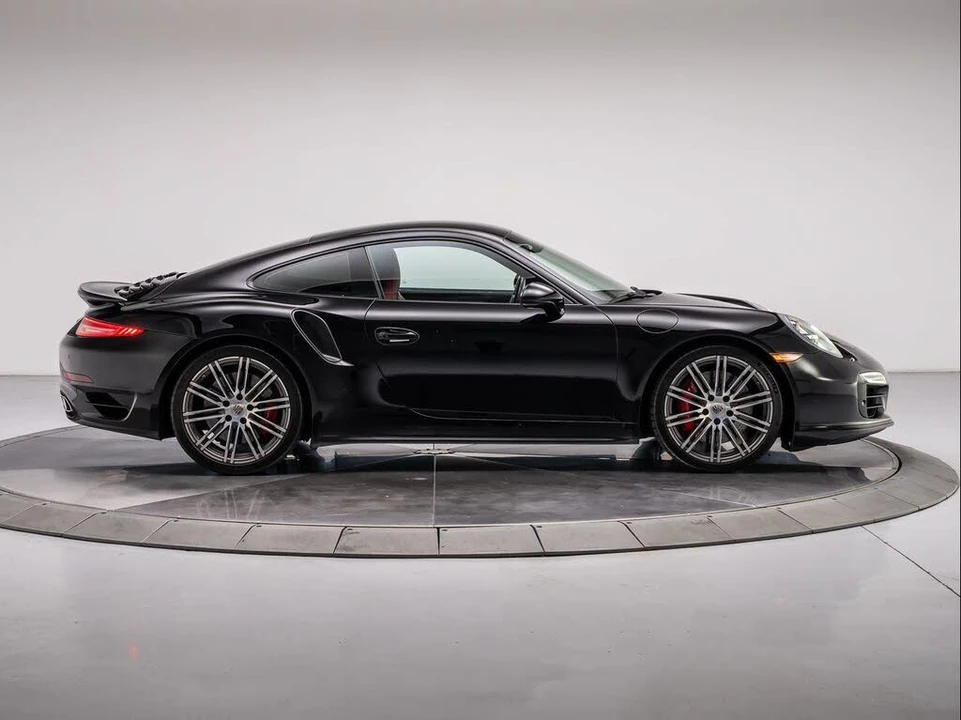 2015 Porsche 991 Turbo - Image 6 of 31