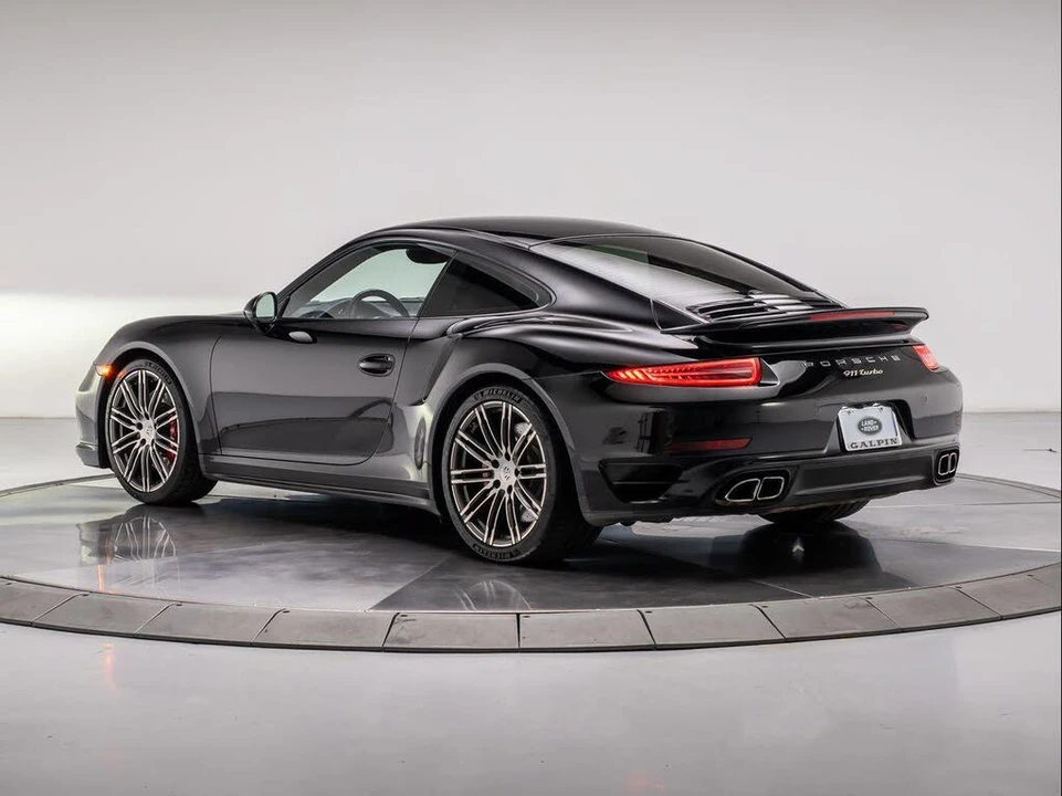 2015 Porsche 991 Turbo - Image 3 of 31