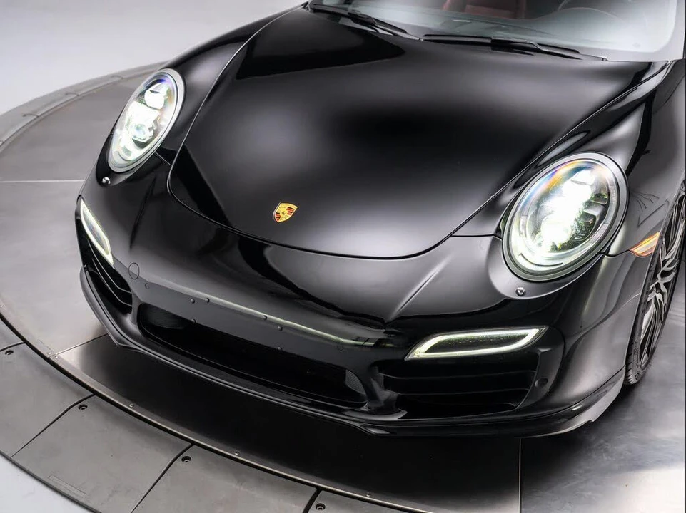 2015 Porsche 991 Turbo - Image 9 of 31