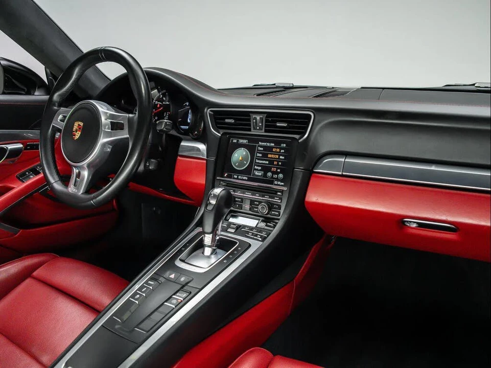 2015 Porsche 991 Turbo - Image 29 of 31
