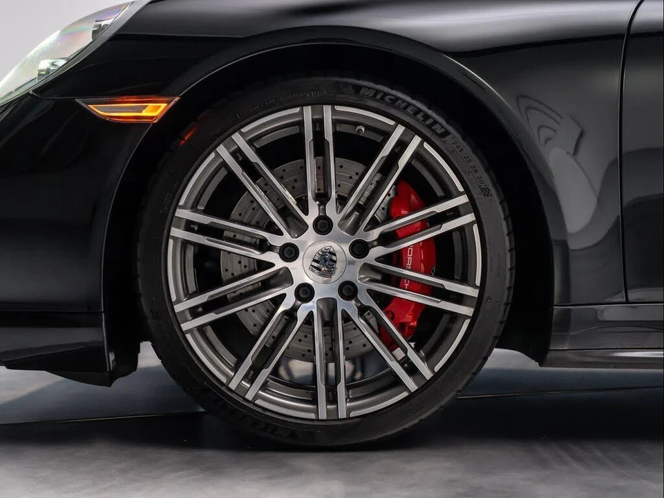 2015 Porsche 991 Turbo - Image 11 of 31