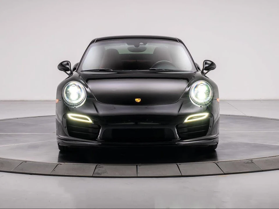 2015 Porsche 991 Turbo - Image 8 of 31