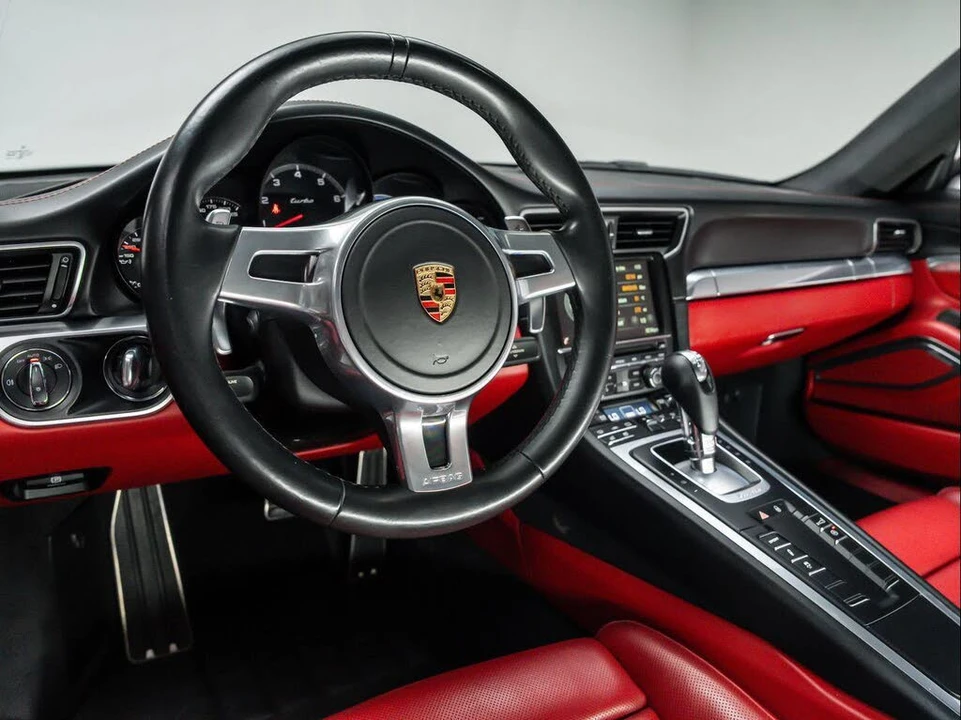 2015 Porsche 991 Turbo - Image 27 of 31