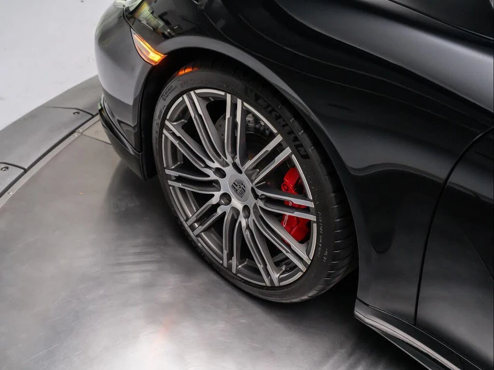 2015 Porsche 991 Turbo - Image 12 of 31