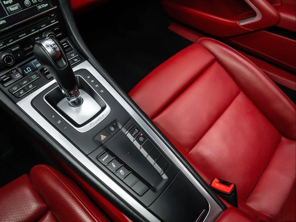 2015 Porsche 991 Turbo - Image 25 of 31