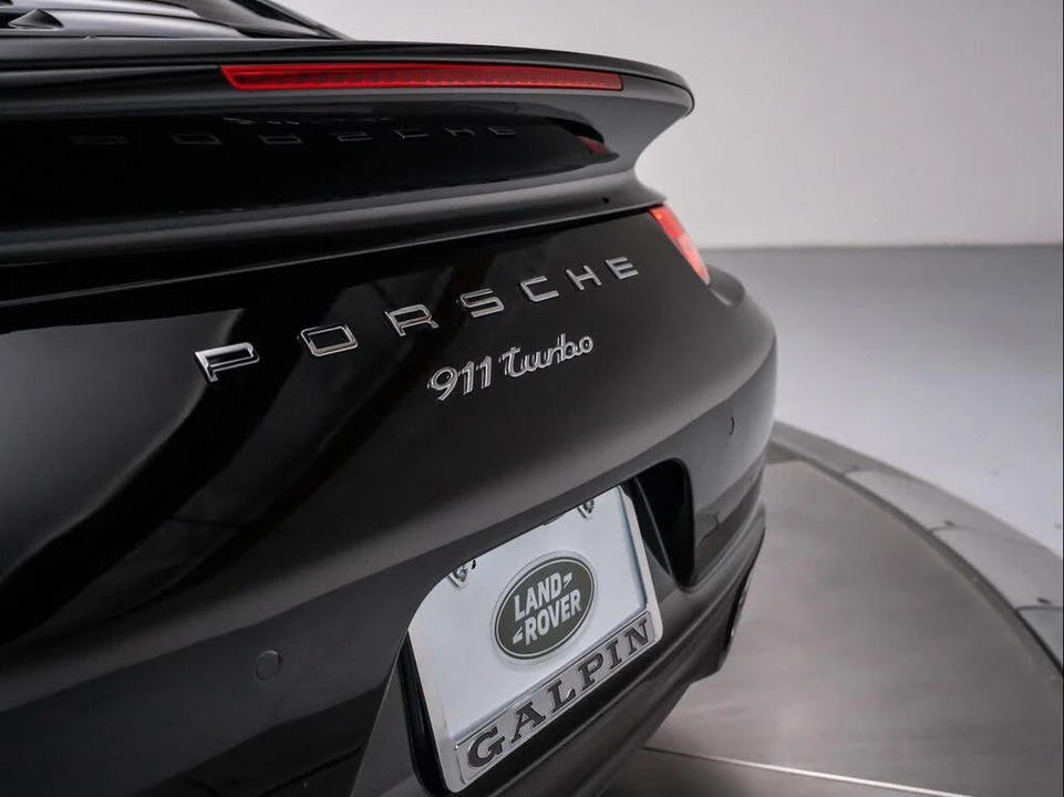 2015 Porsche 991 Turbo - Image 15 of 31