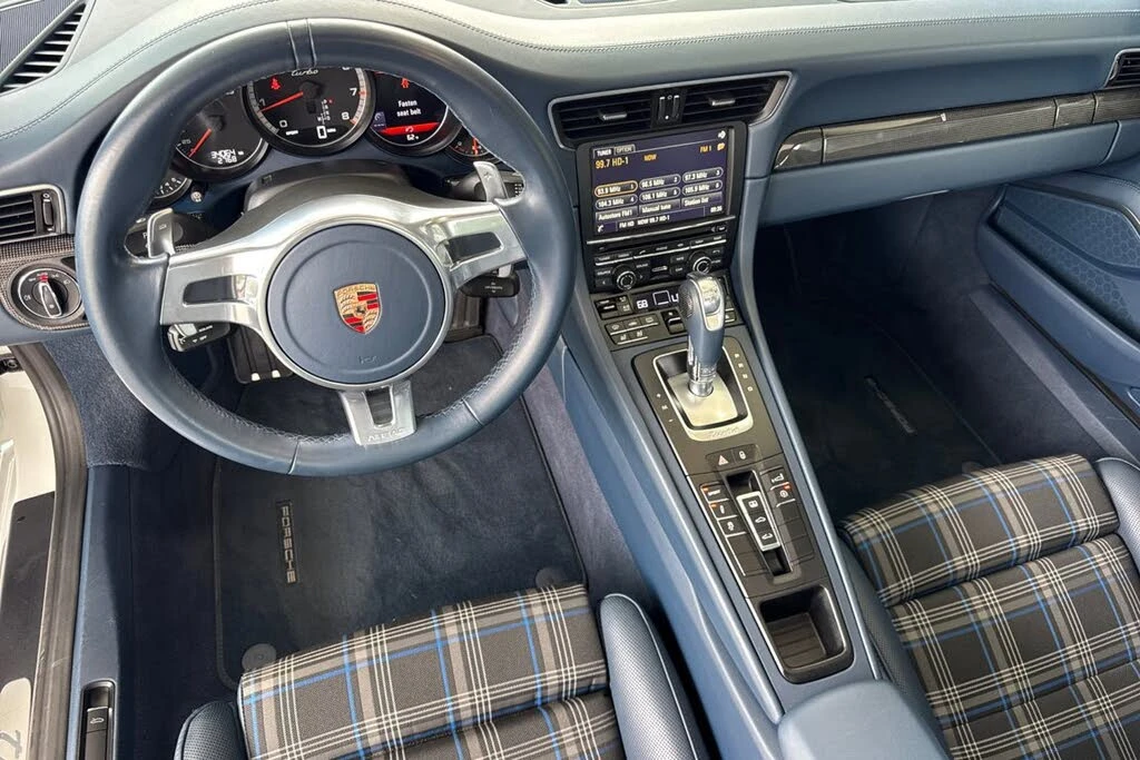 2015 Porsche 991 Turbo - Image 16 of 31