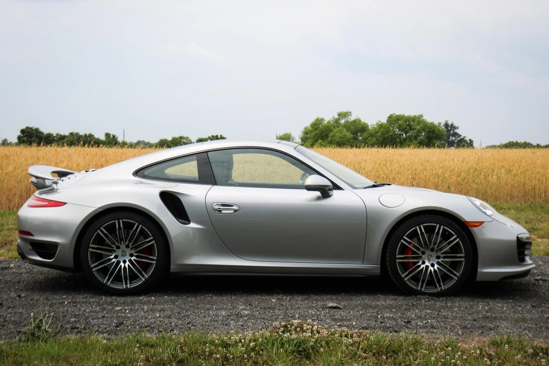 2015 Porsche 991 Turbo - Image 3 of 31