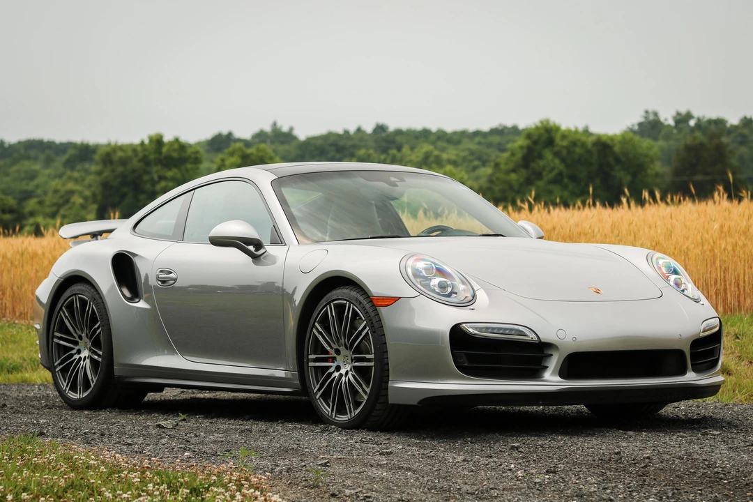 2015 Porsche 991 Turbo - Image 25 of 31
