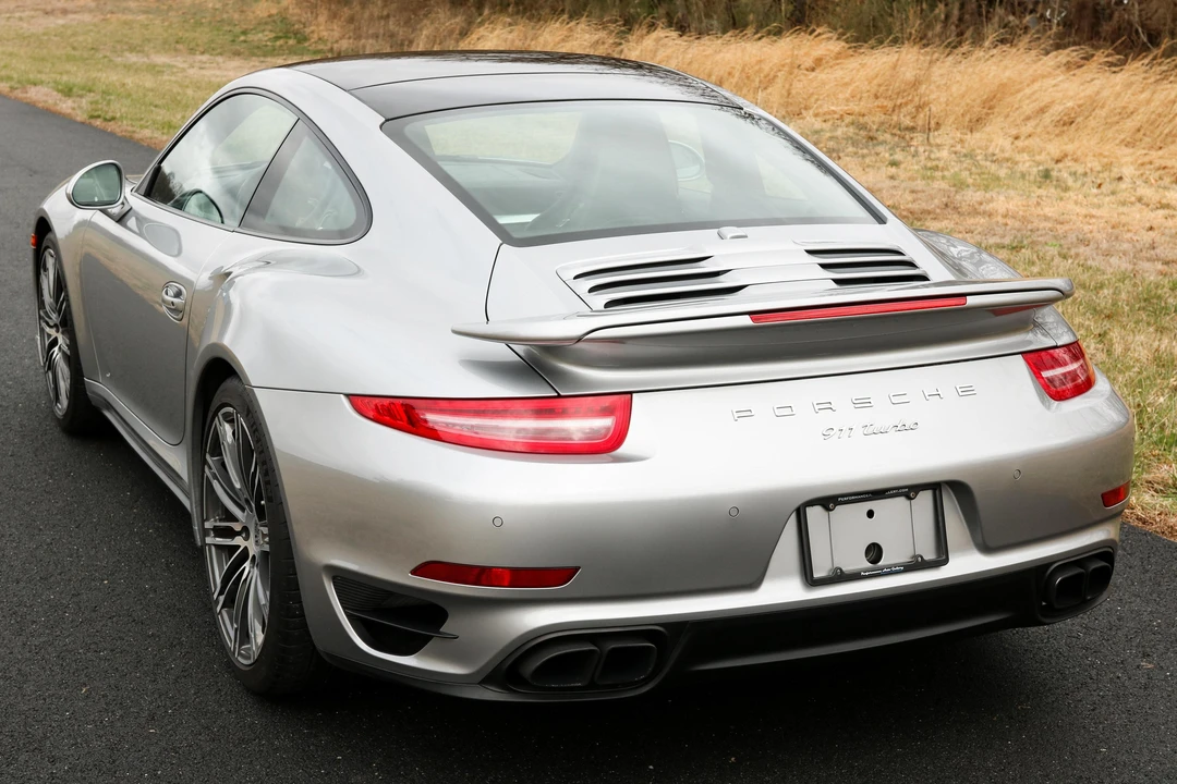 2015 Porsche 991 Turbo - Image 4 of 31