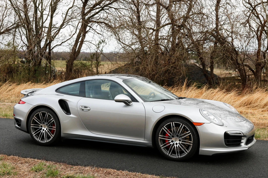 2015 Porsche 991 Turbo - Image 23 of 31