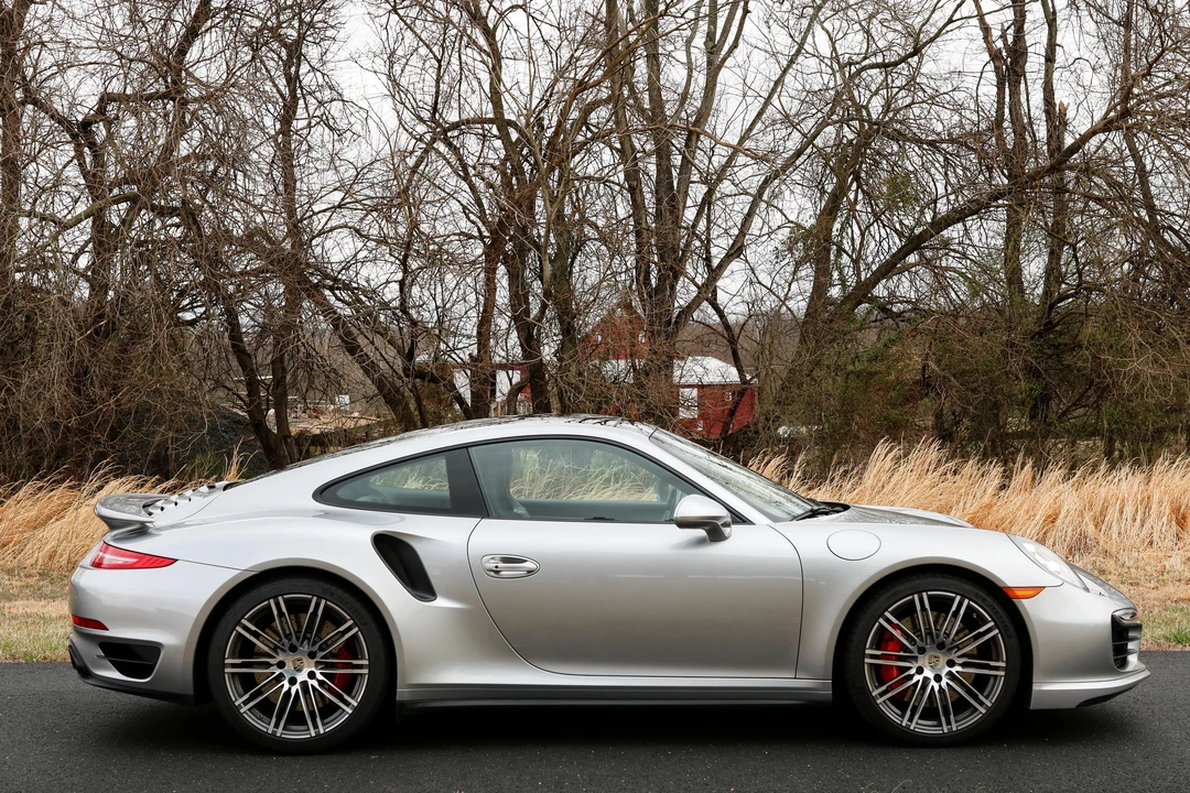 2015 Porsche 991 Turbo - Image 22 of 31