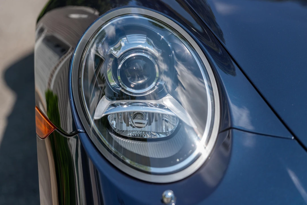 2015 Porsche 991 Turbo - Image 12 of 31