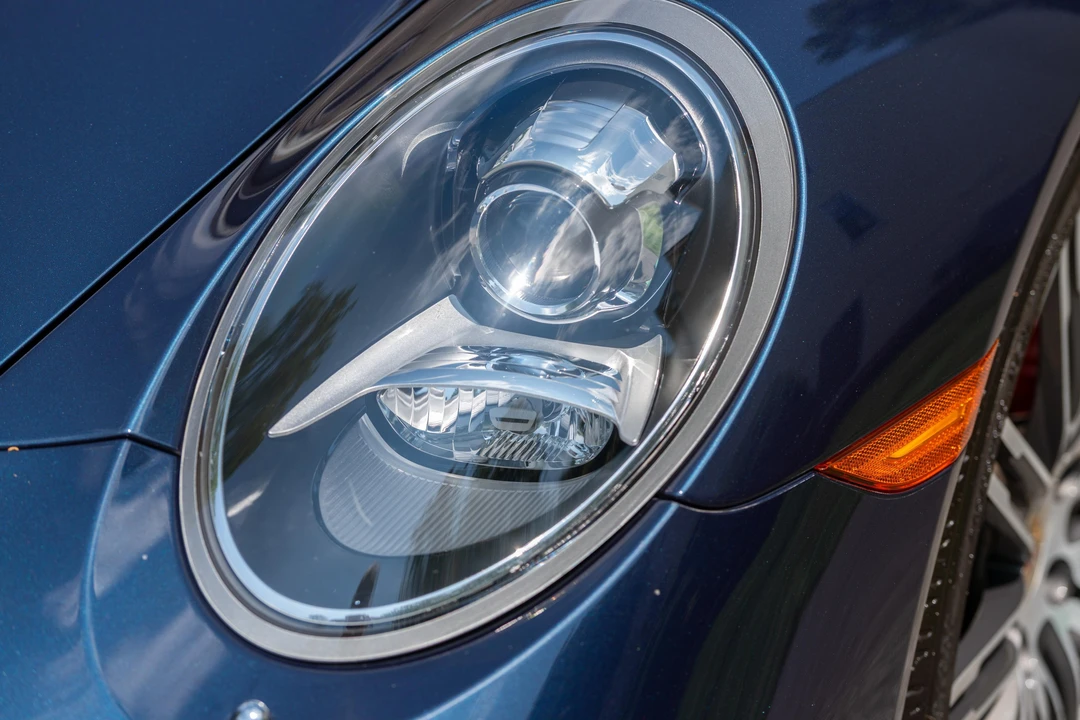 2015 Porsche 991 Turbo - Image 18 of 31
