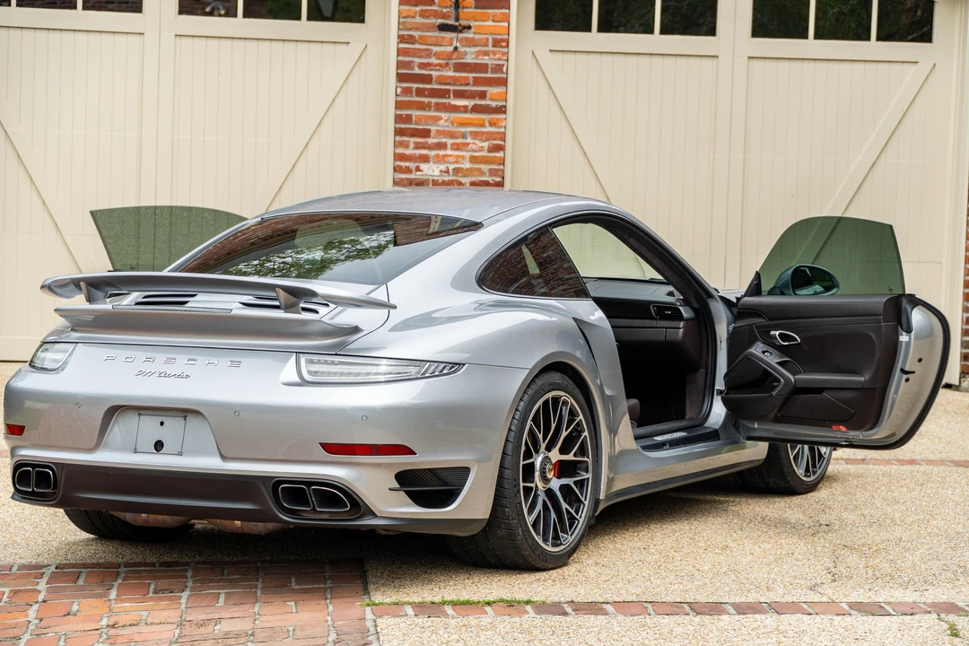 2015 Porsche 991 Turbo - Image 18 of 31