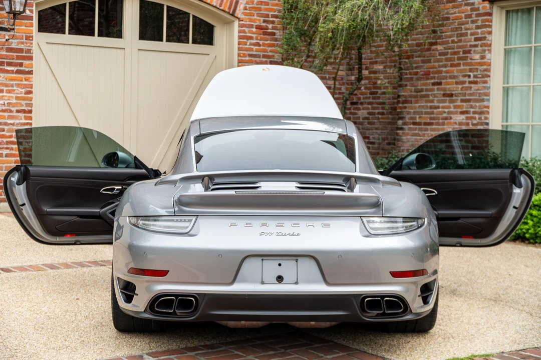 2015 Porsche 991 Turbo - Image 16 of 31