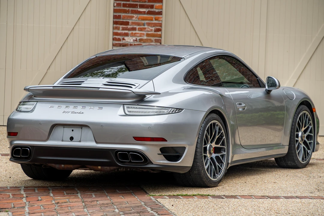 2015 Porsche 991 Turbo - Image 9 of 31