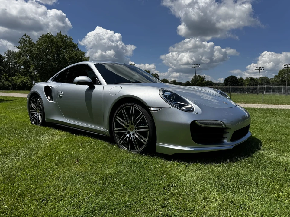 2015 Porsche 991 Turbo - Image 22 of 31