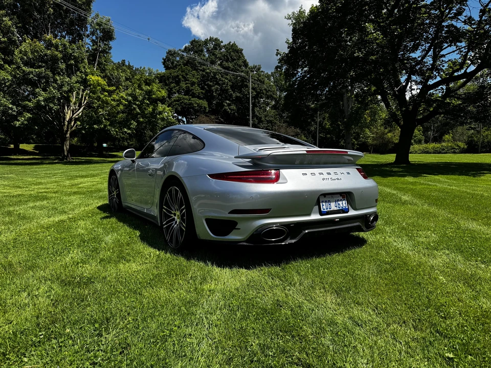 2015 Porsche 991 Turbo - Image 12 of 31