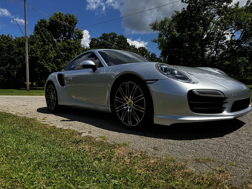 2015 Porsche 991 Turbo - Image 23 of 31
