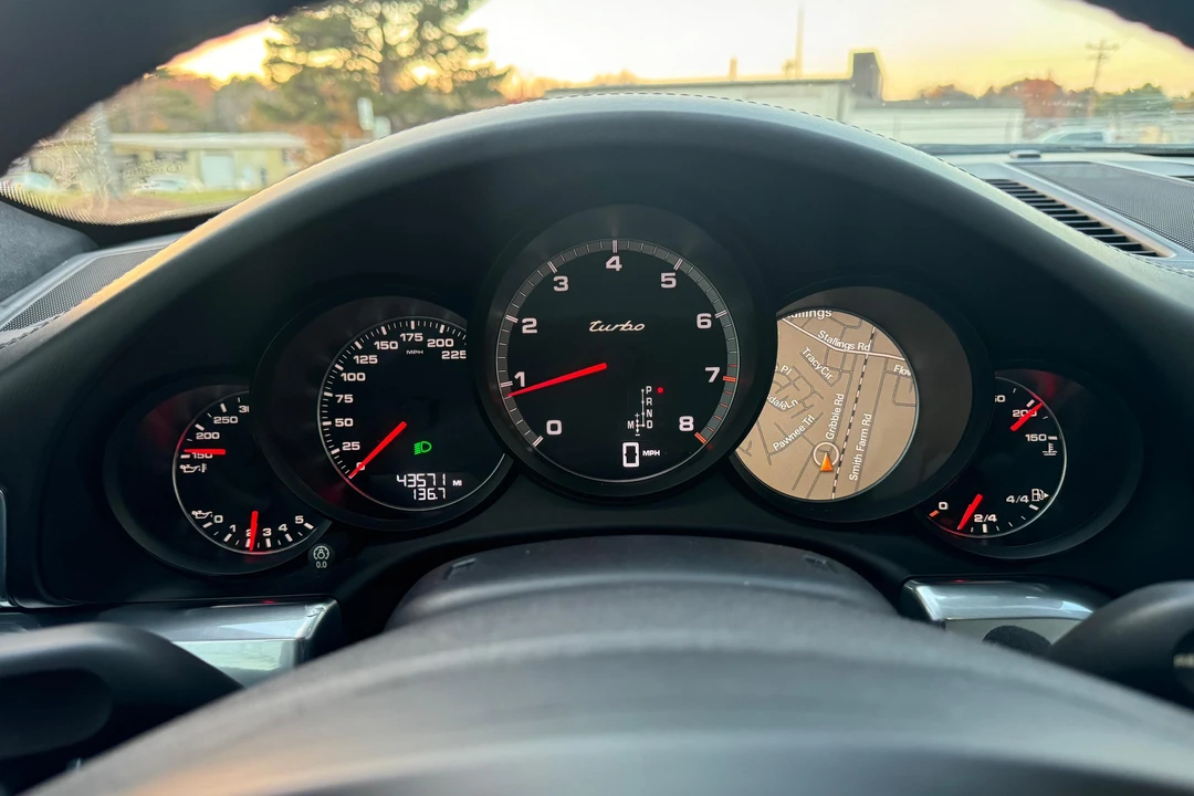 2015 Porsche 991 Turbo - Image 25 of 31