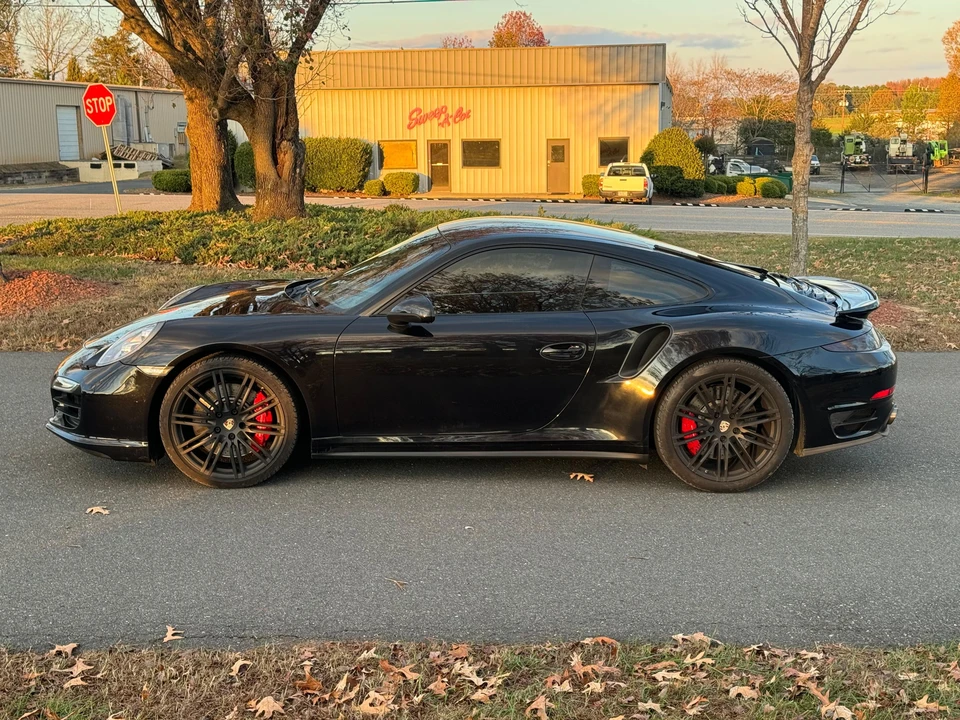 2015 Porsche 991 Turbo - Image 6 of 31