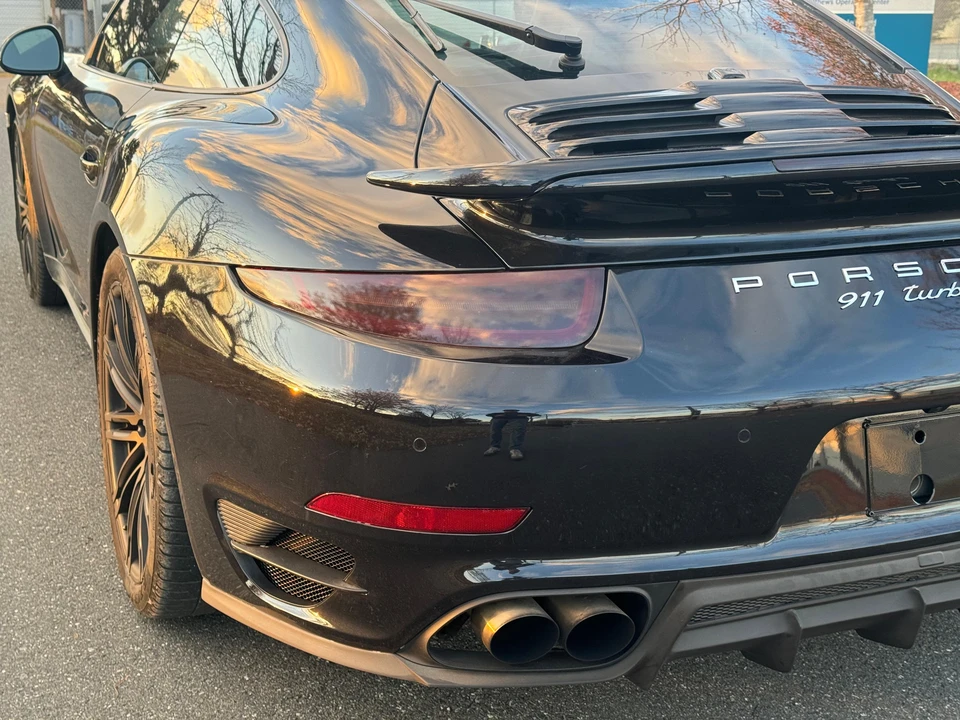 2015 Porsche 991 Turbo - Image 15 of 31