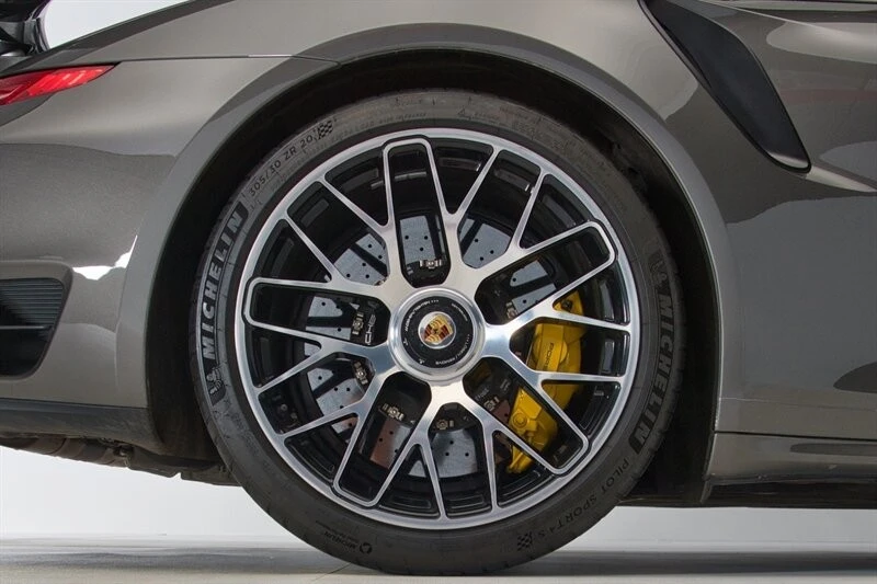 2015 Porsche 991 Turbo S - Image 16 of 21