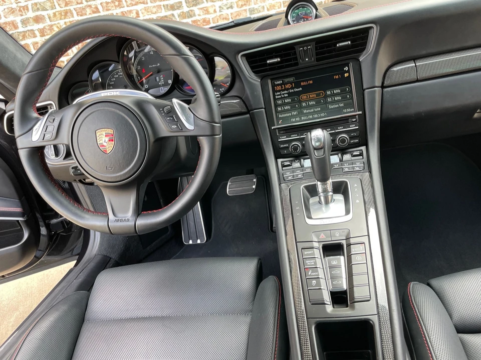 2015 Porsche 991 Turbo S - Image 19 of 24